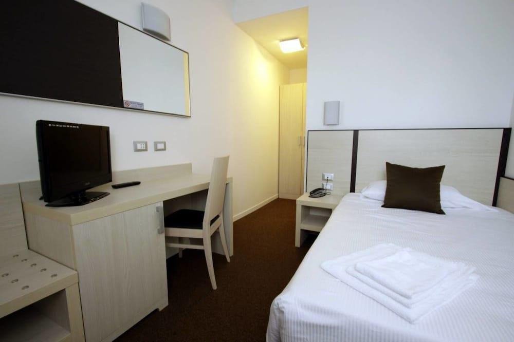 Hotel Paradise Airport Forli Exterior photo