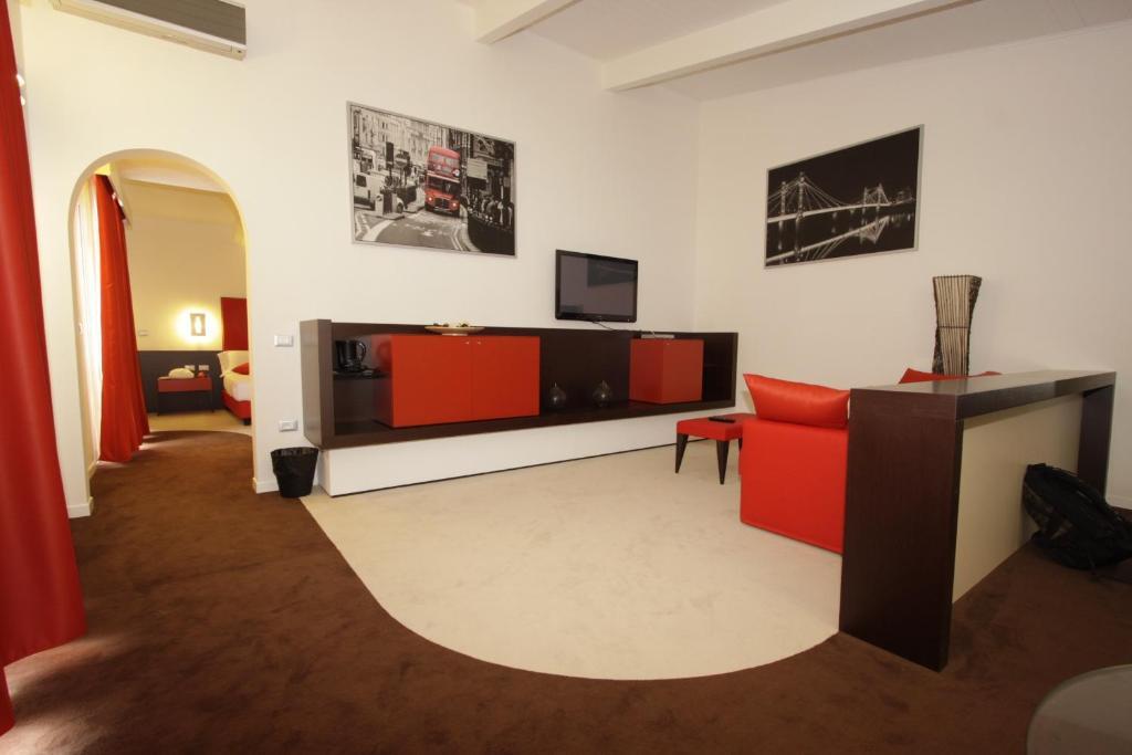 Hotel Paradise Airport Forli Room photo