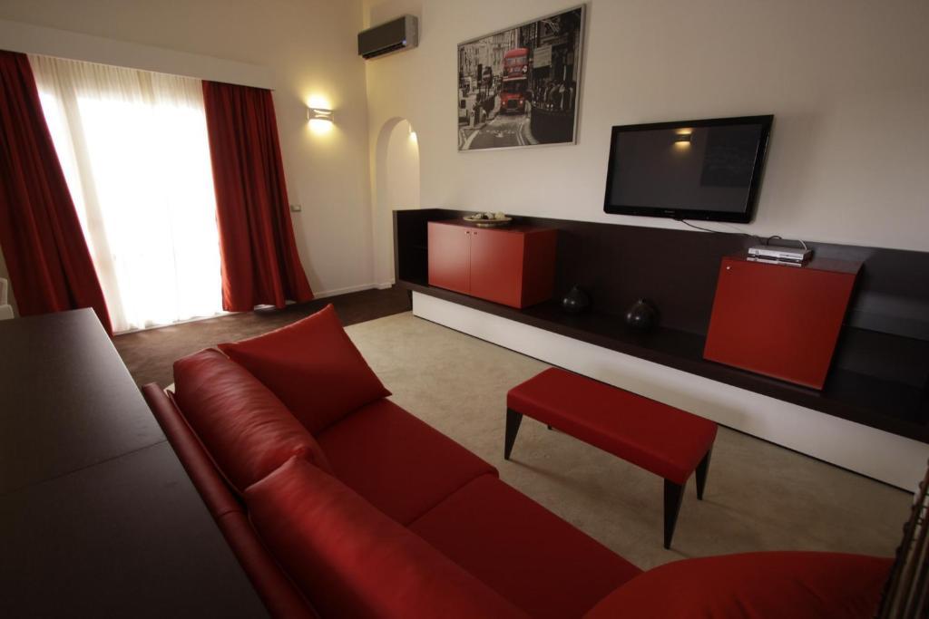 Hotel Paradise Airport Forli Exterior photo